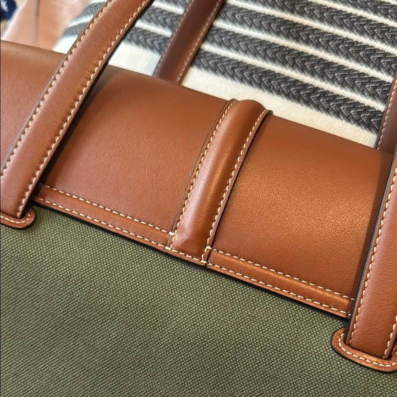 Celine Authentic Pristine Medium Canvas Soft 16 Leather Bag - Picture 6 of 17